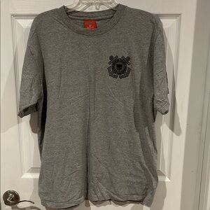 Men's Gray Short-Sleeve Crewneck Tee with Coast Guard Emblem